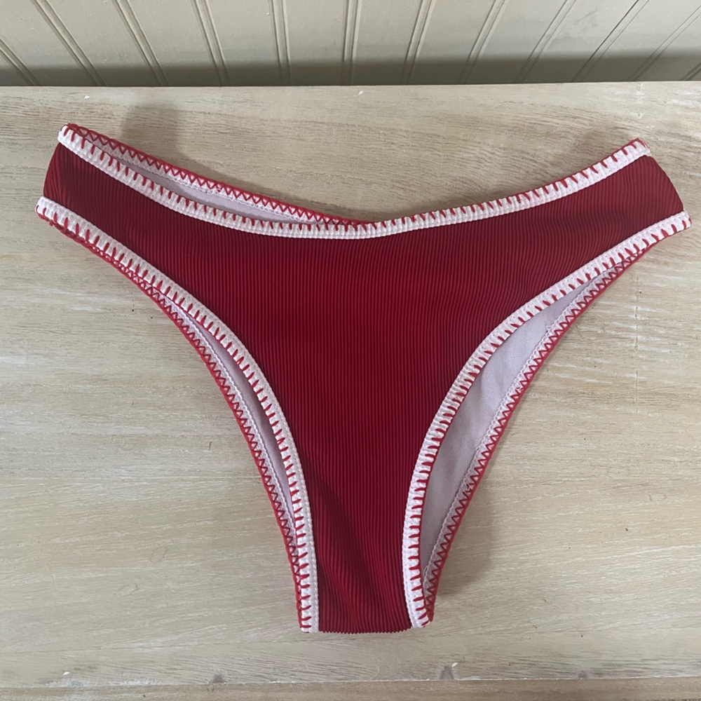 Zaful Ribbed Bikini Bottom with White Stitching